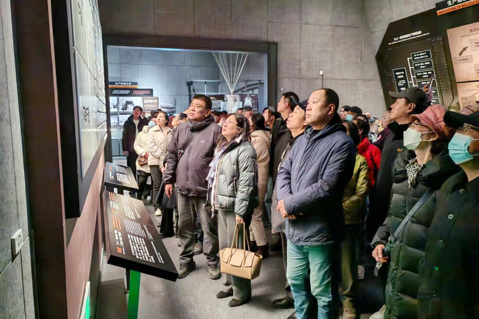 缅怀先烈志 清明祭英魂——c7c7娱乐平台入口集团所属各企业党组织开展清明节主题系列活动